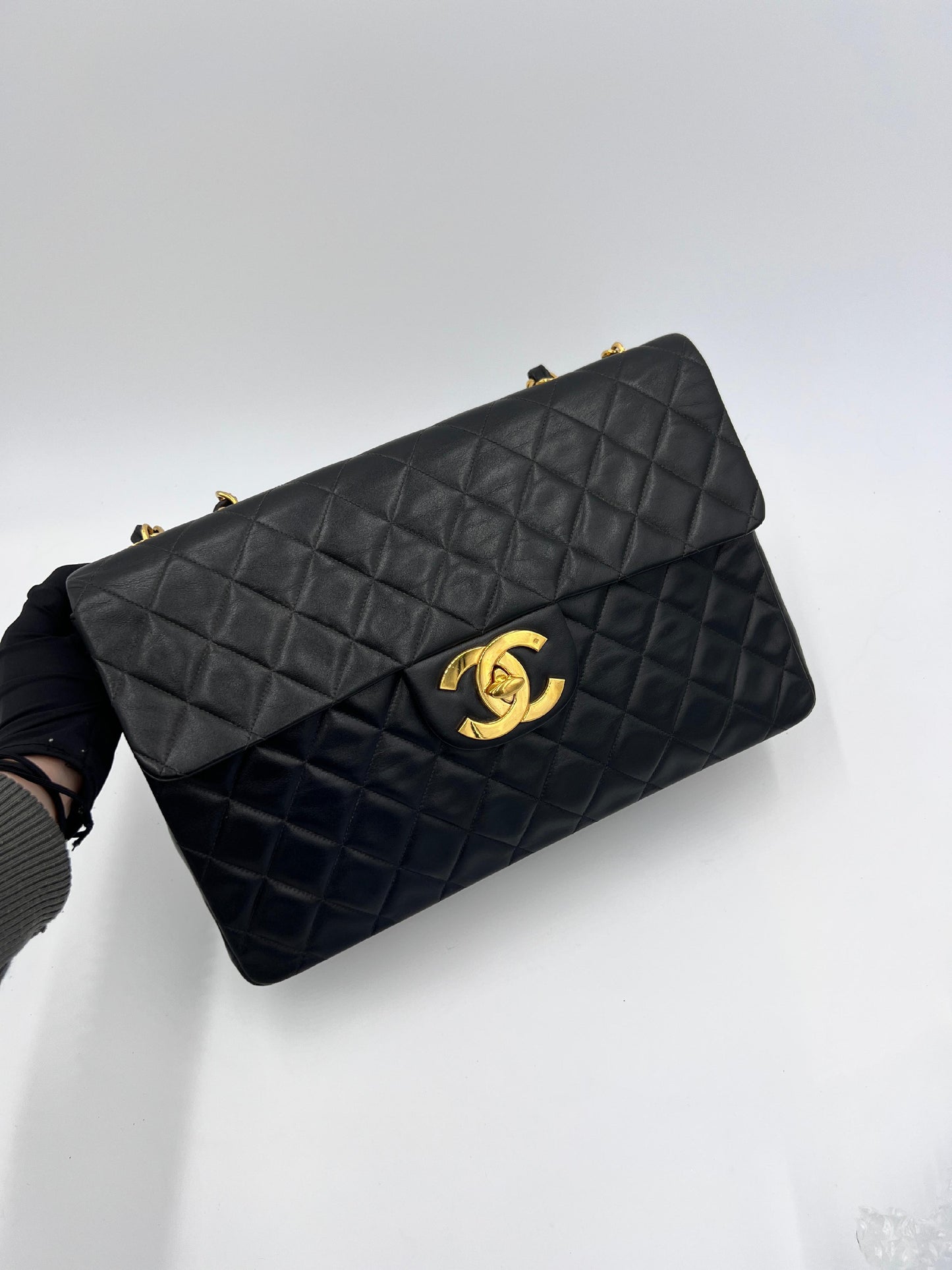 Chanel Maxi Jumbo