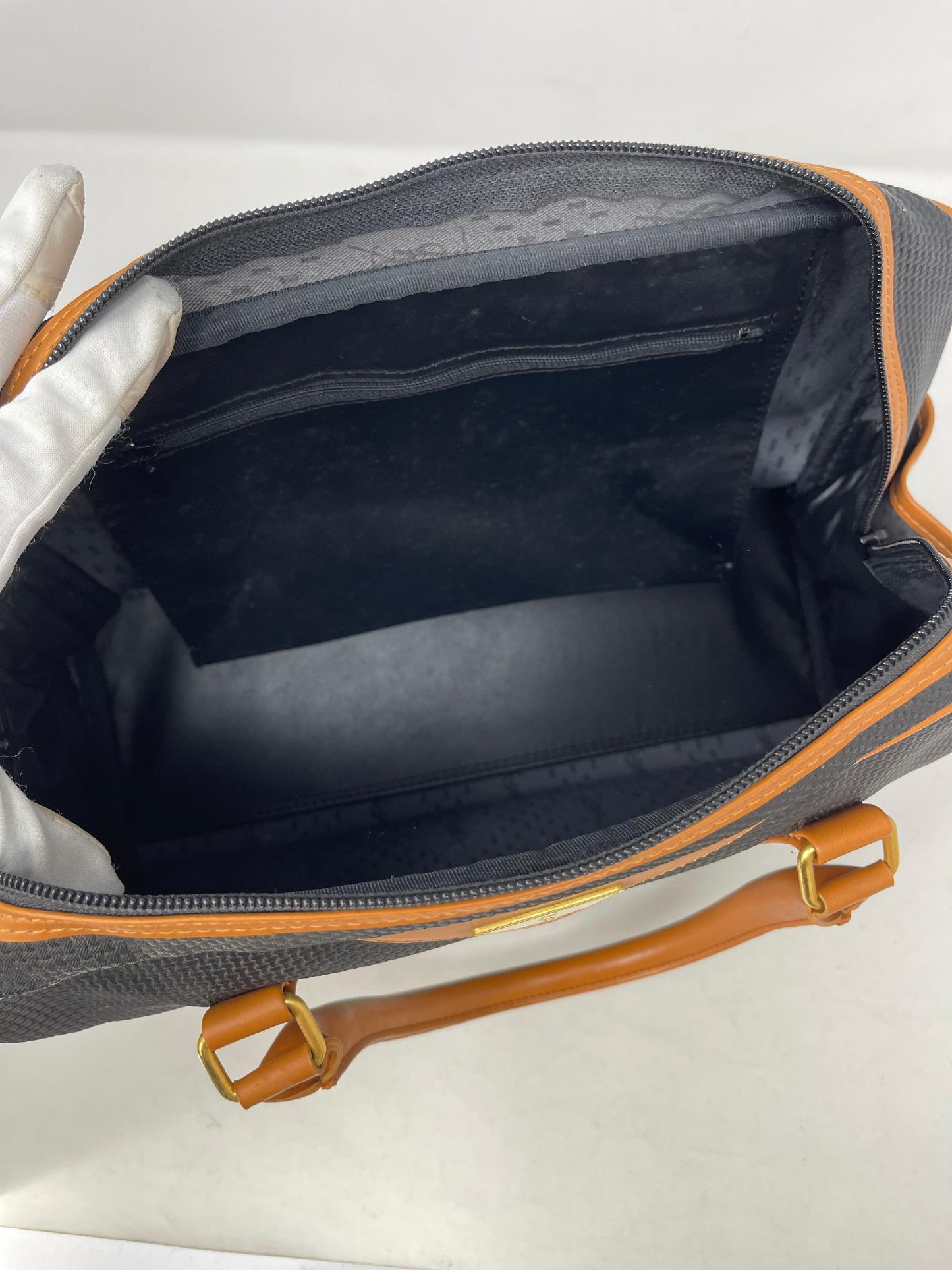 Saint Laurent Logo Boston