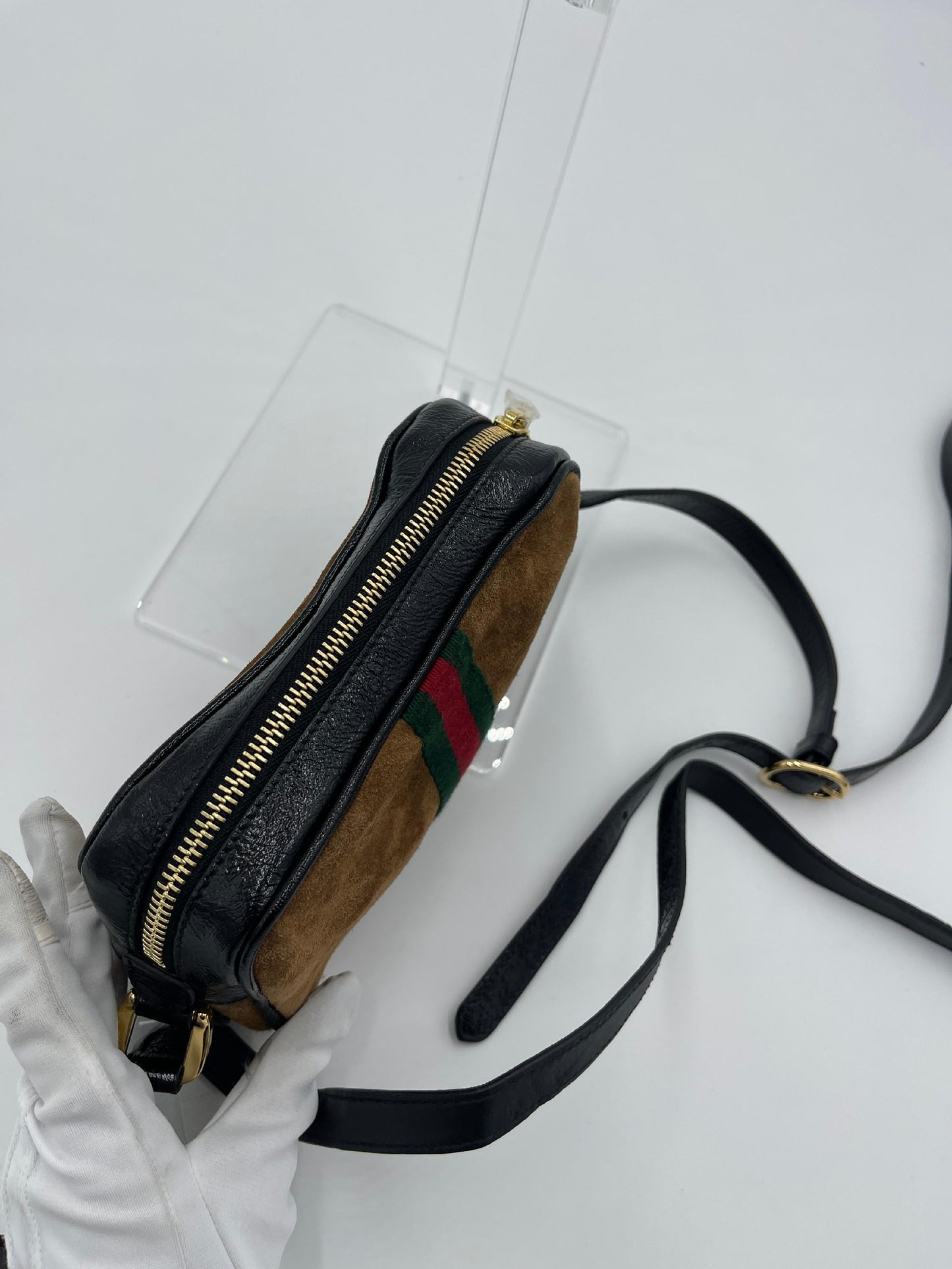 Gucci Opihida Suede Camera