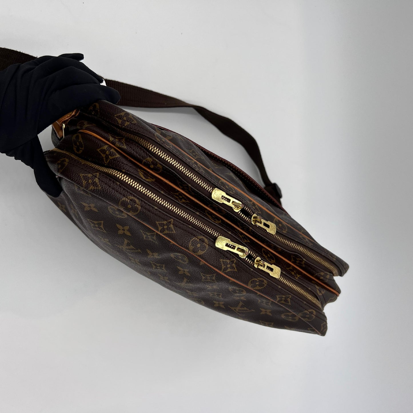 Louis Vuitton Reporter