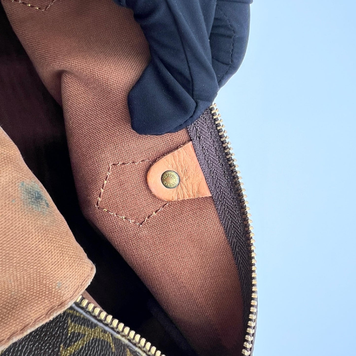 Louis Vuitton Speedy