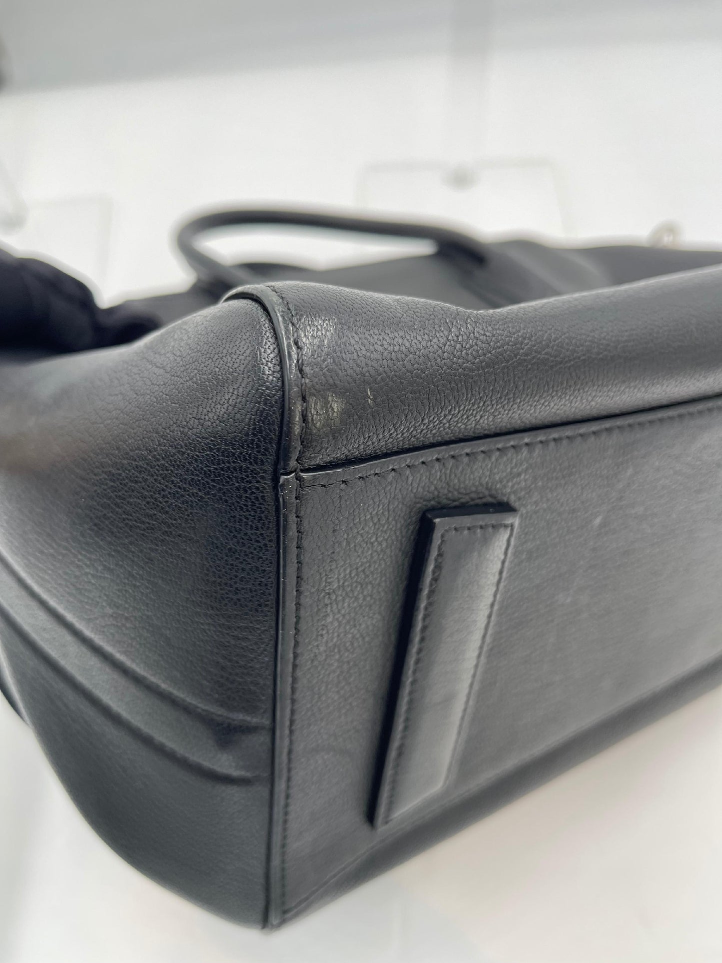 Givenchy Antigona Grained Leather