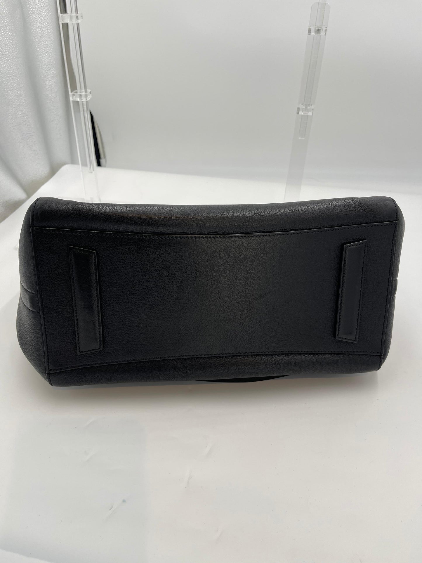 Givenchy Antigona Grained Leather