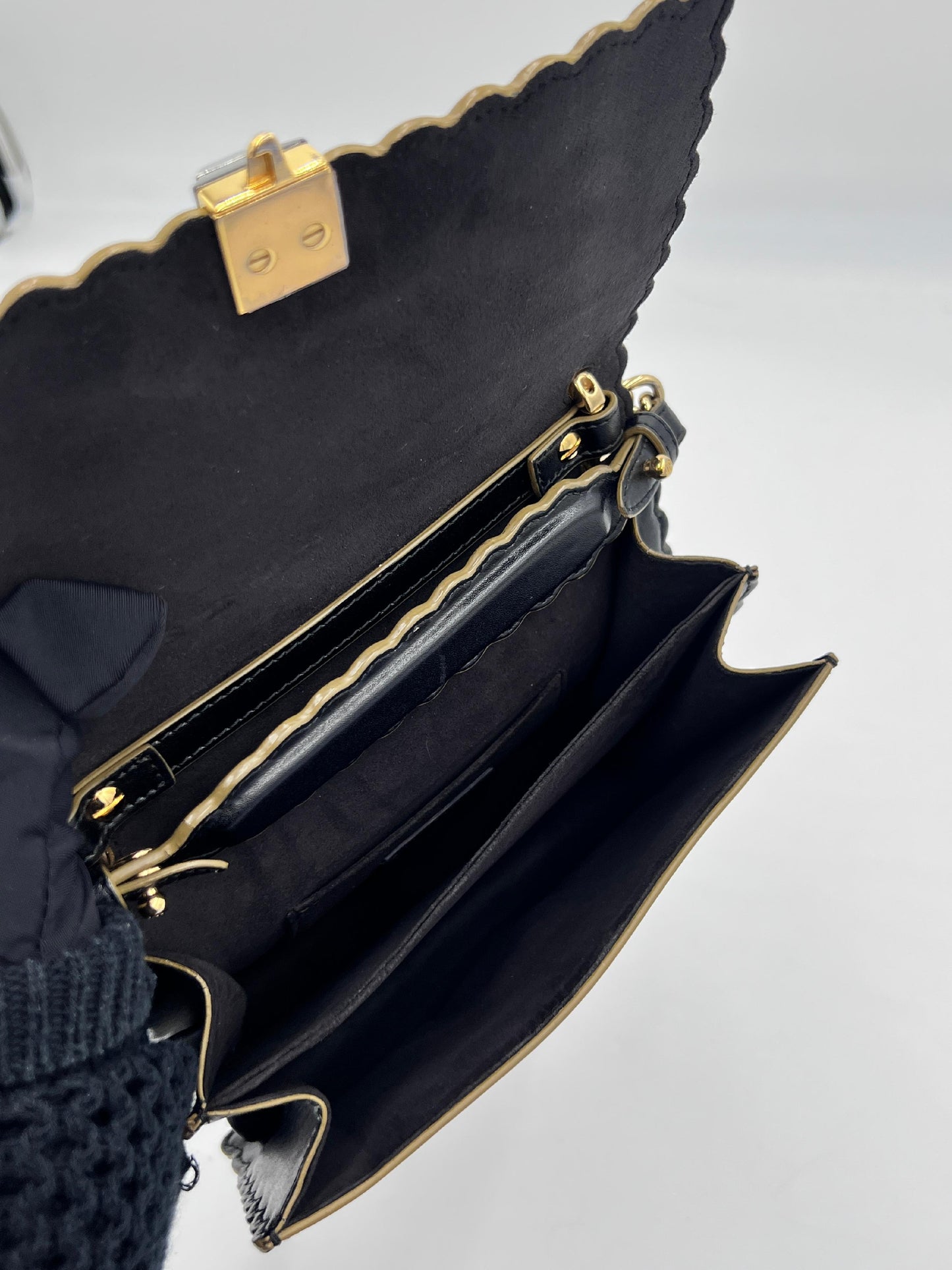 Fendi Kan I Chain Shoulder