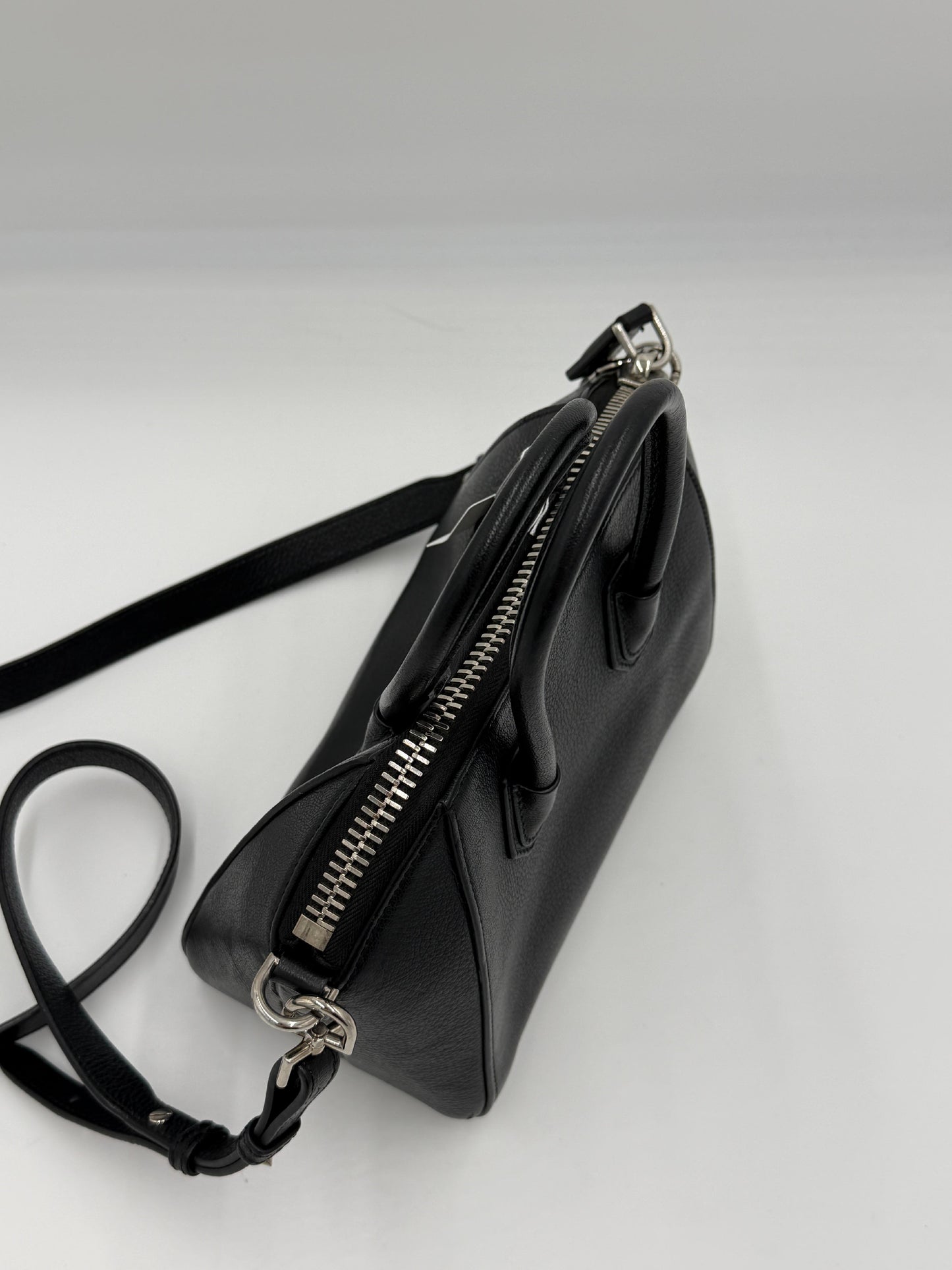 Givenchy Antigona 2Way