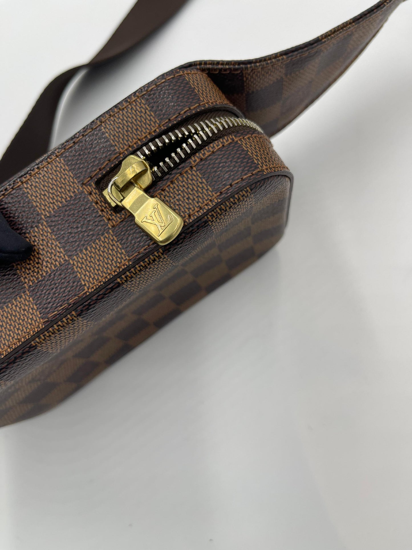 Louis Vuitton Geronimos Damier