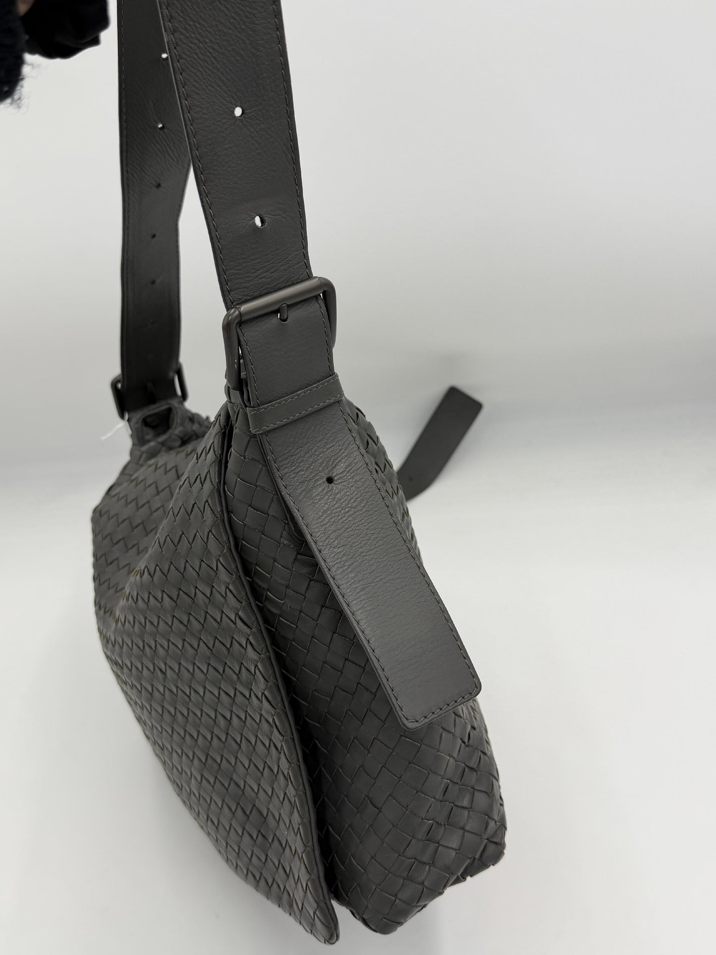 Bottega Veneta Intrecciato Messenger