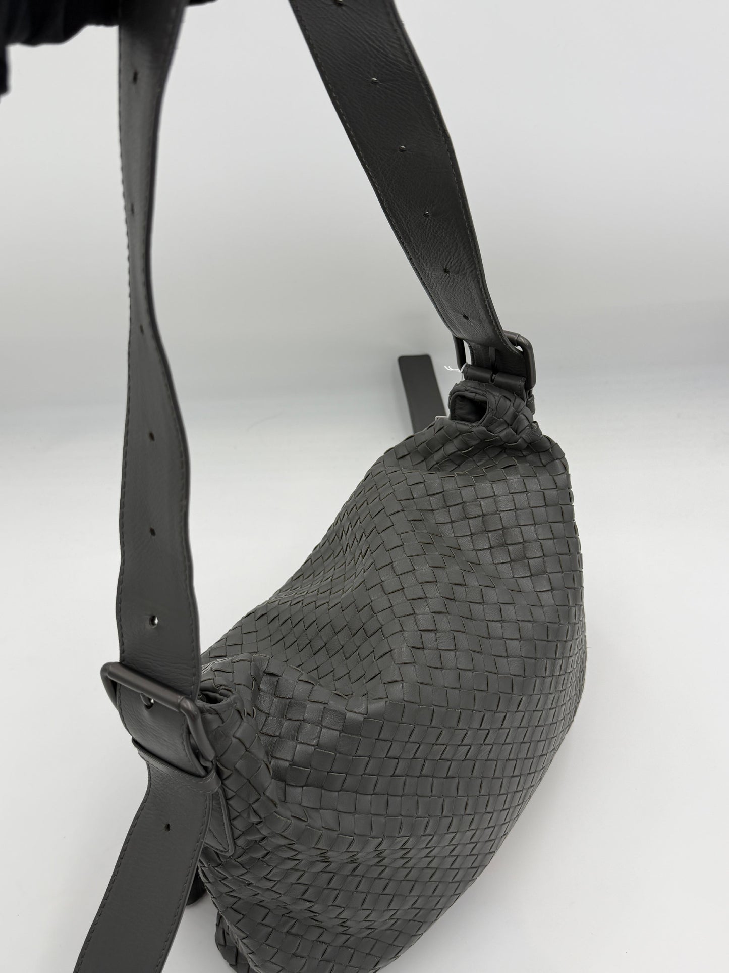 Bottega Veneta Intrecciato Messenger