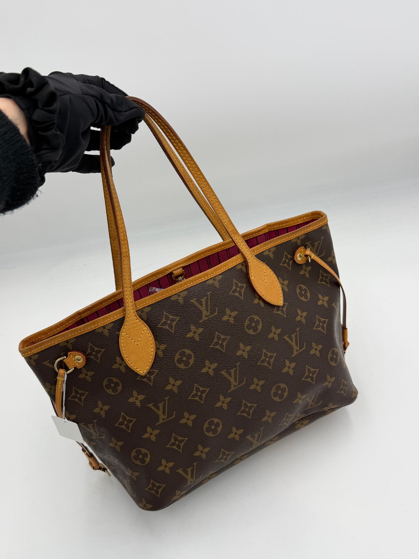 Louis Vuitton Neverfull w/ Pouch