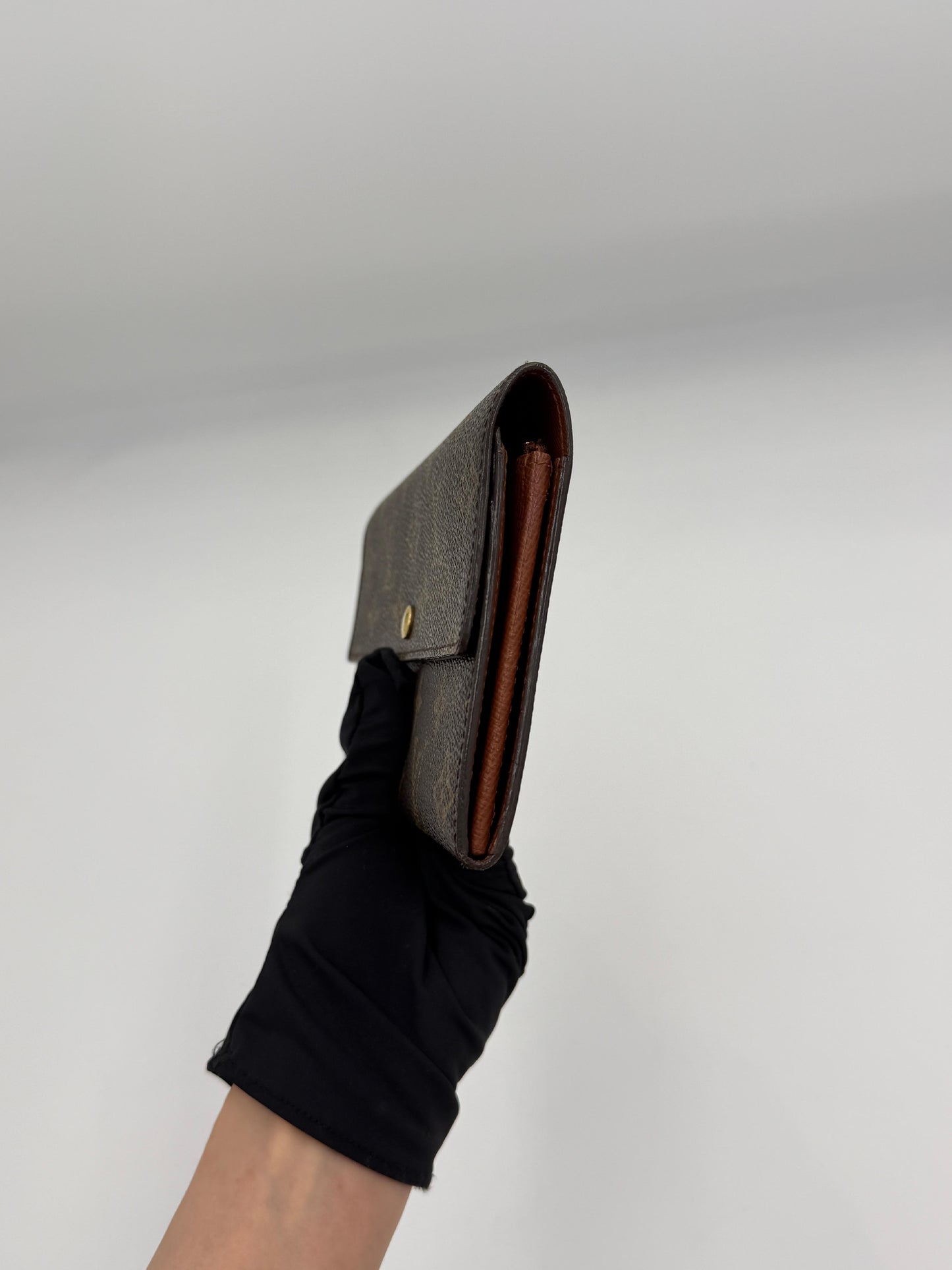 Louis Vuitton Monogram Sarah Wallet