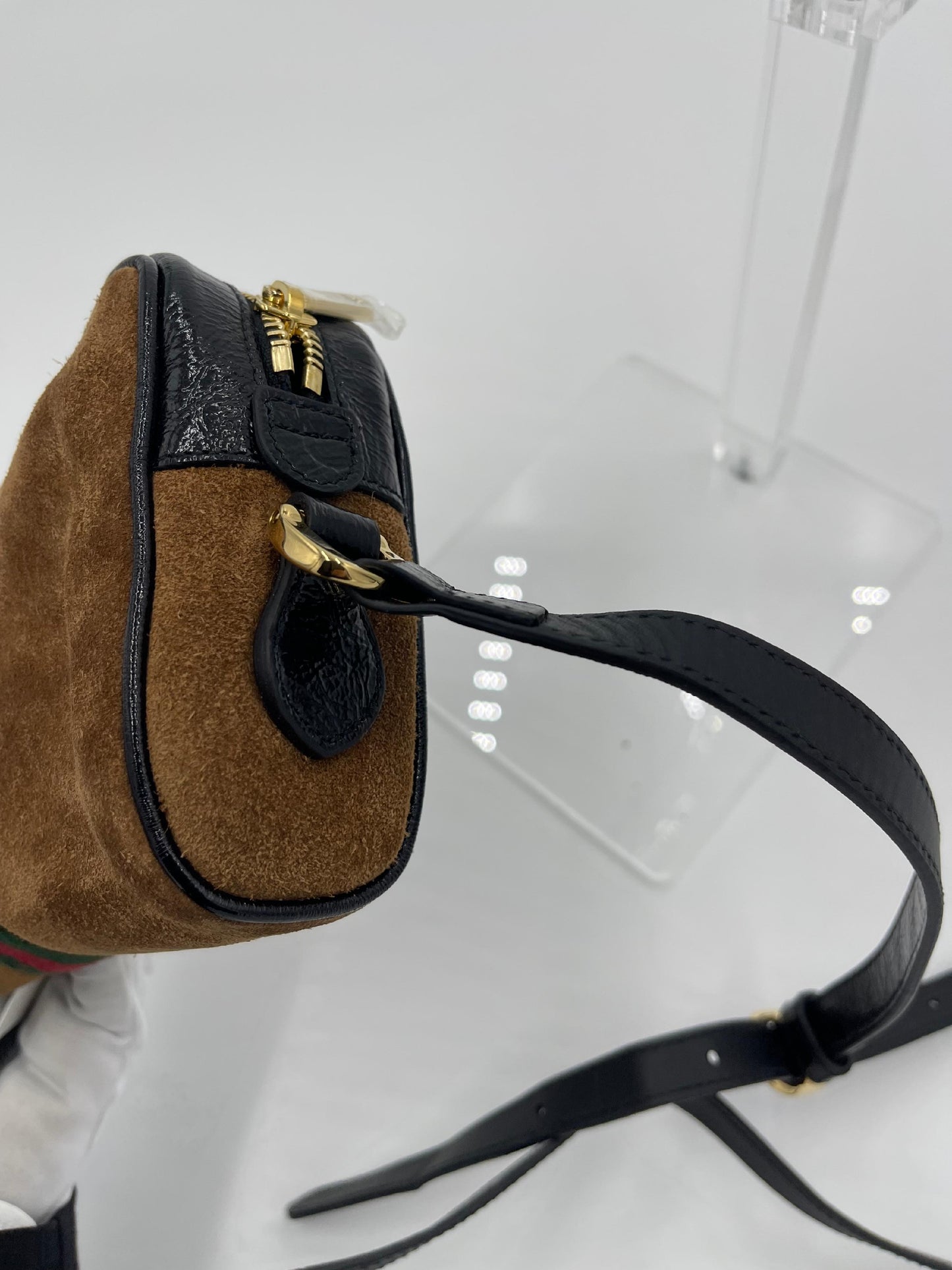 Gucci Opihida Suede Camera