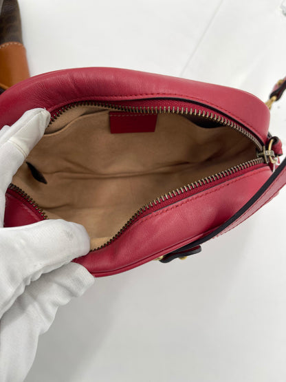 Gucci GG Marmont Chain Shoulder