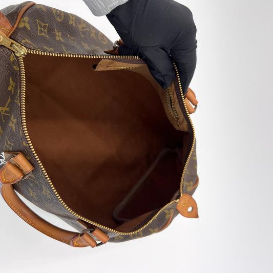 Louis Vuitton Speedy