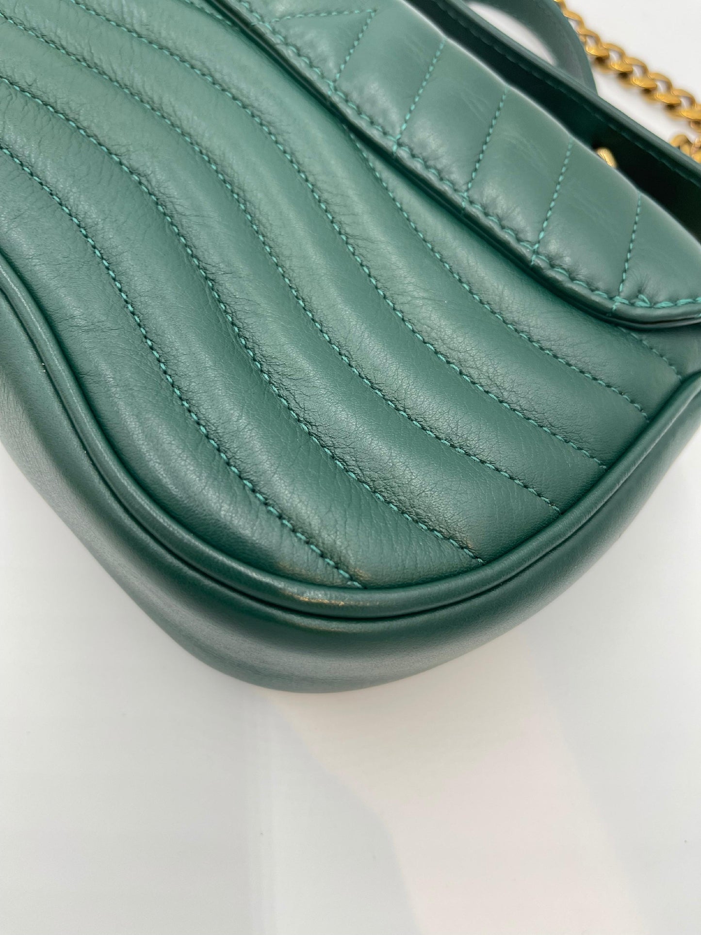 Louis Vuitton New Wave Chain Shoulder