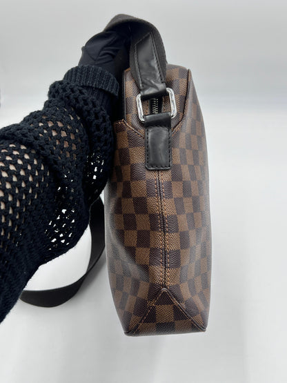 Louis Vuitton Jake Messenger Damier