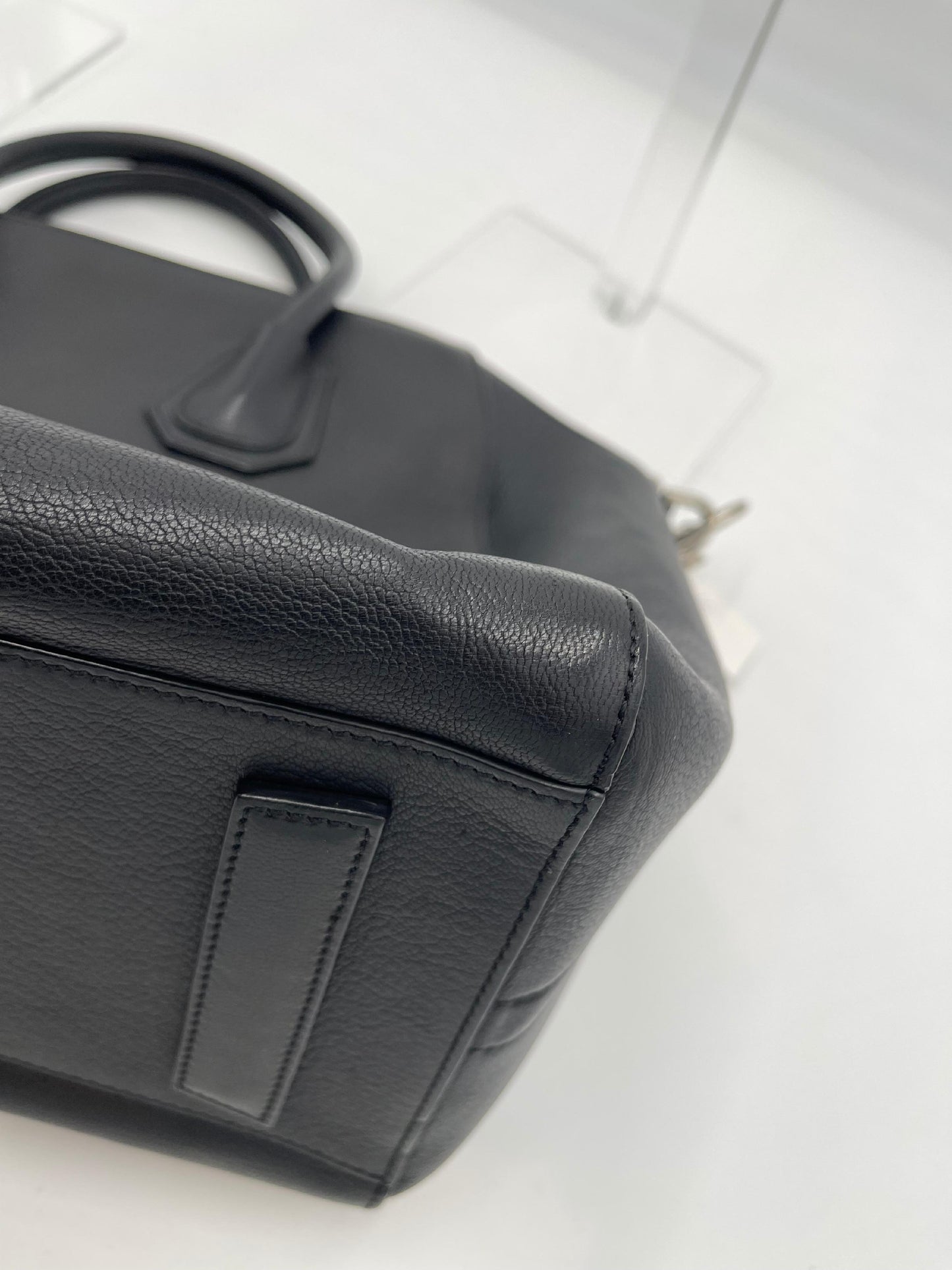 Givenchy Antigona Grained Leather