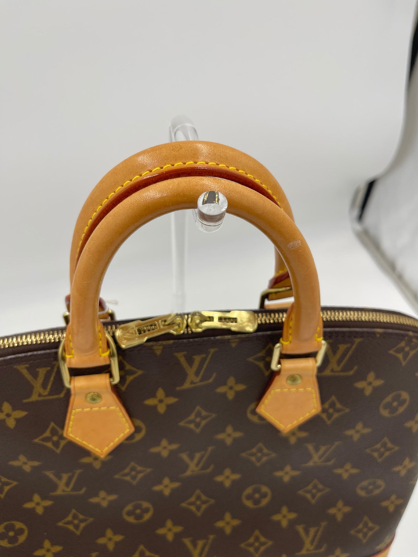 Louis Vuitton Alma