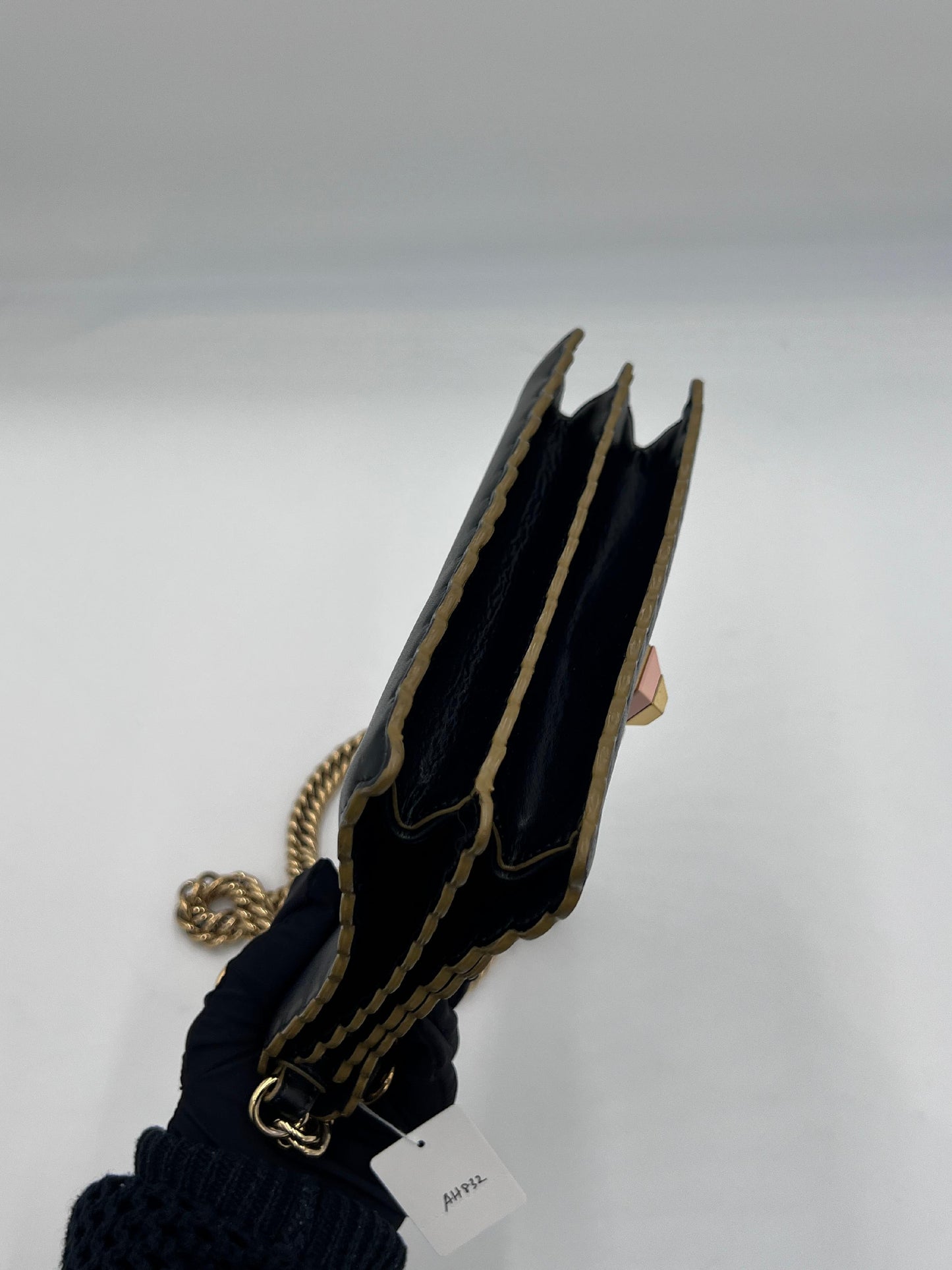 Fendi Kan I Chain Shoulder