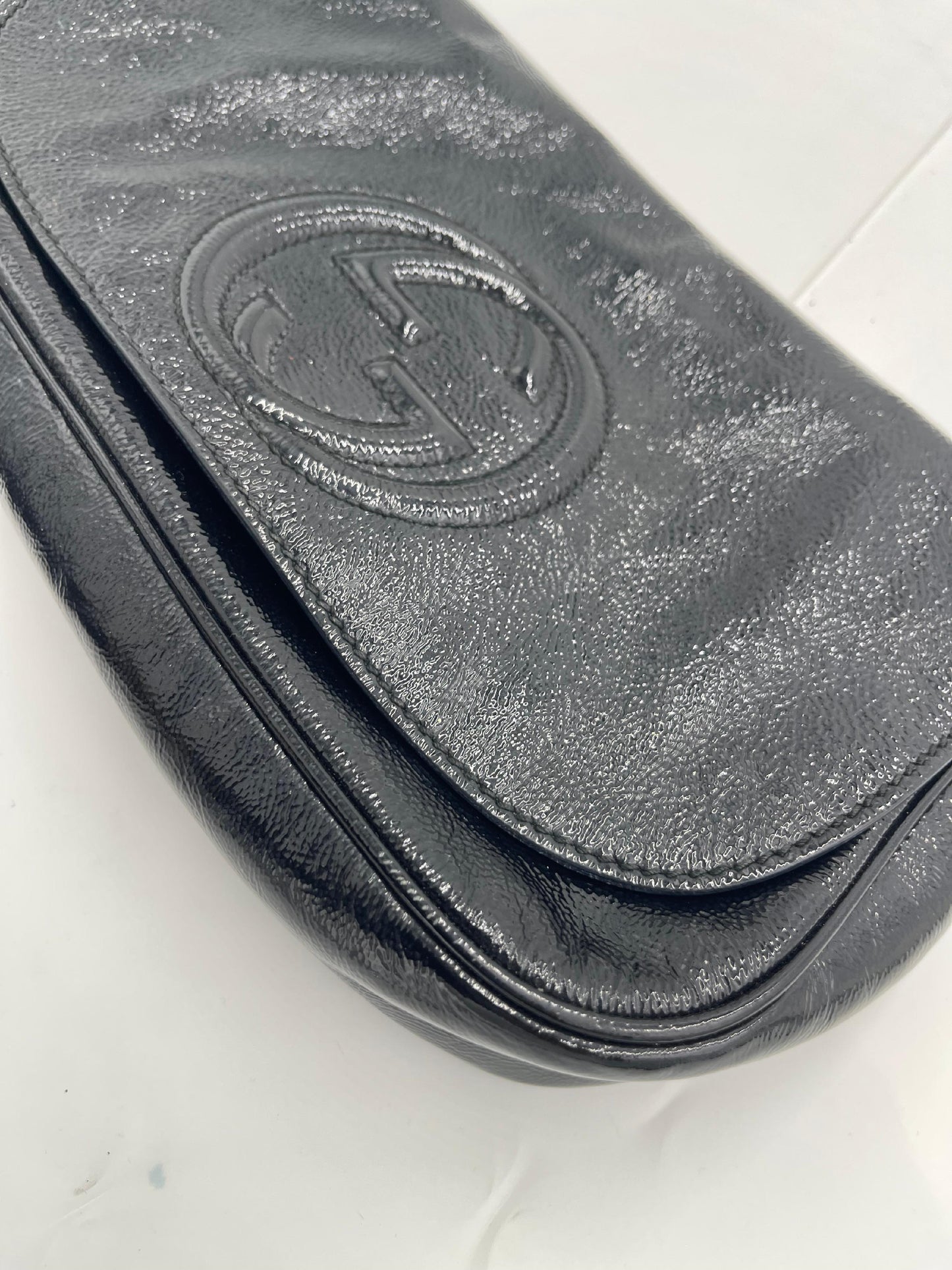 Gucci Soho Patent Chain Shoulder