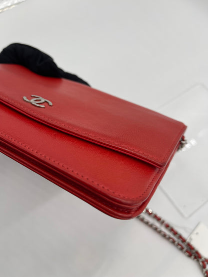 Chanel Caviar Brilliant Wallet on Chain