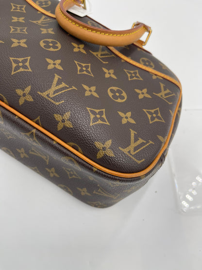 Louis Vuitton Trouville