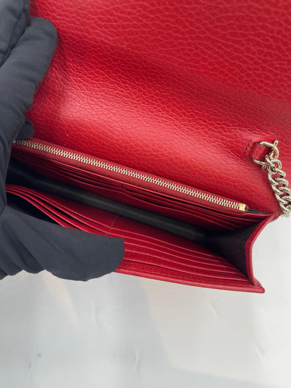 Gucci Interlocking Wallet on Chain