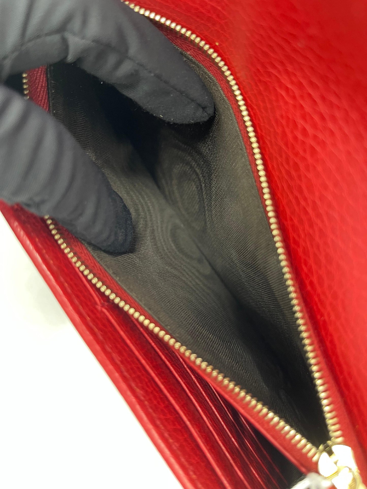 Gucci Interlocking Wallet on Chain