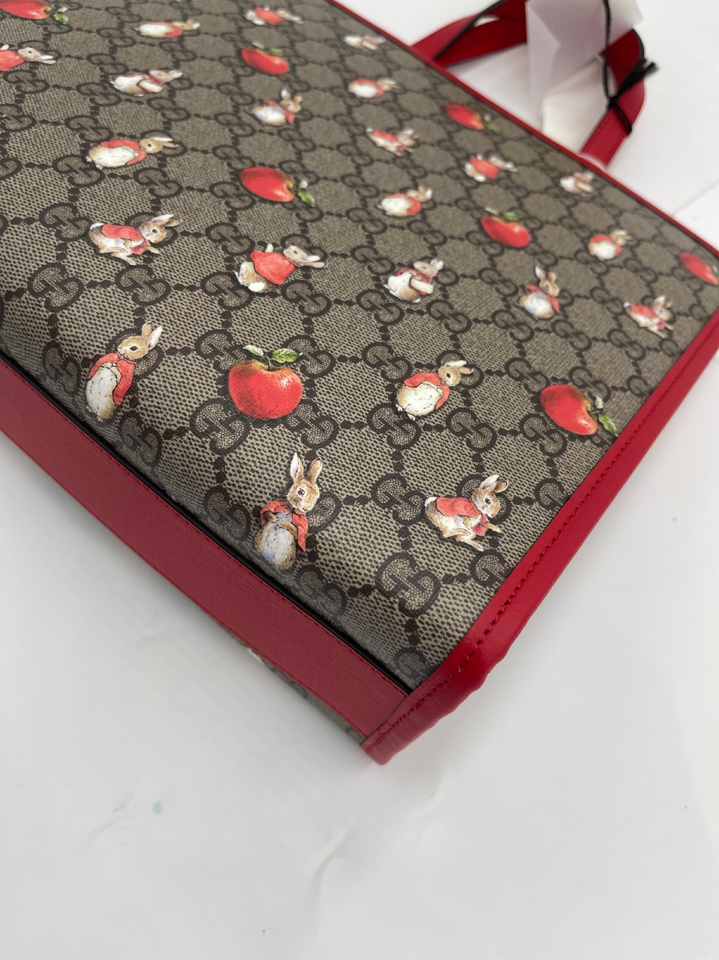 Gucci GG Supreme X Peter Rabbit Tote