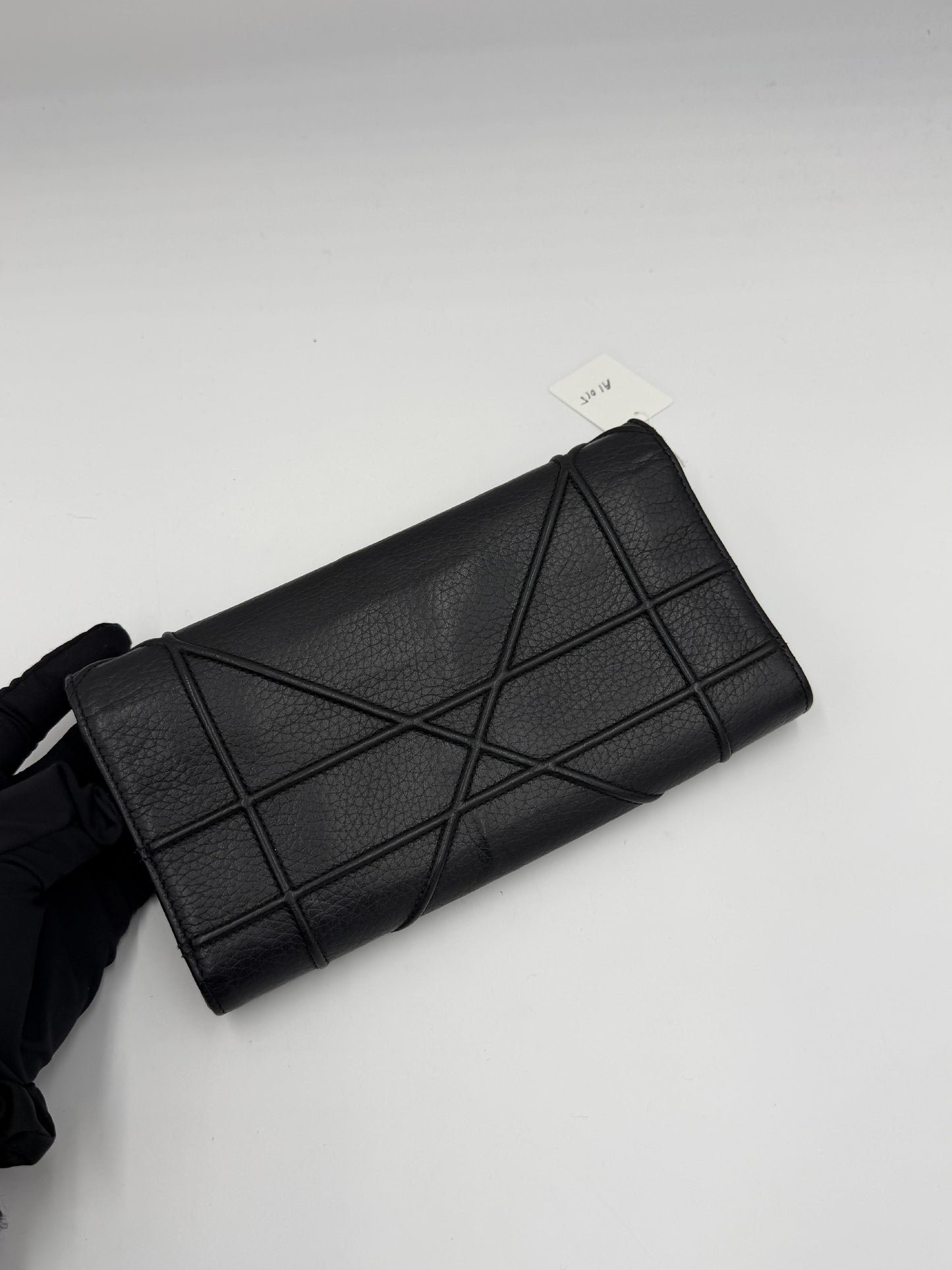 Dior Diorama Wallet on Chain