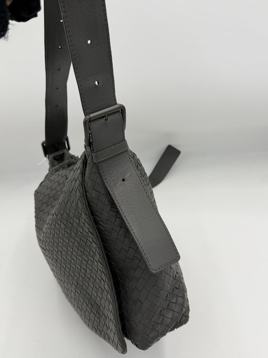 Bottega Veneta Intrecciato Messenger