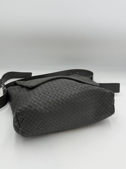 Bottega Veneta Intrecciato Messenger