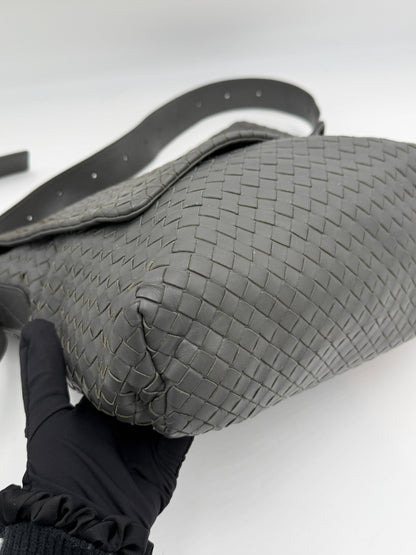 Bottega Veneta Intrecciato Messenger