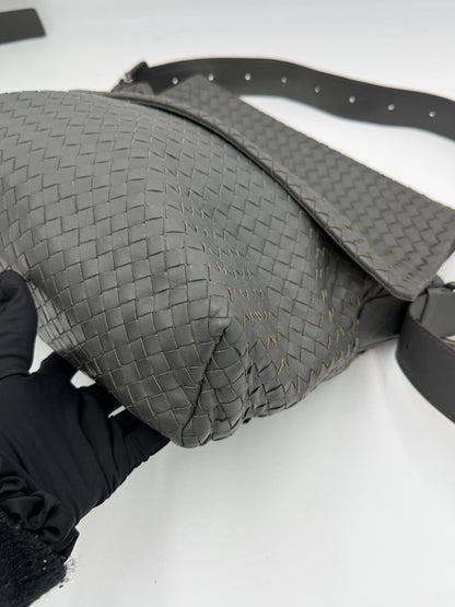 Bottega Veneta Intrecciato Messenger