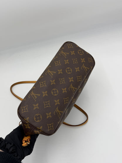 Louis Vuitton Neverfull w/ Pouch
