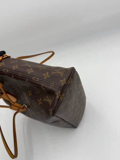 Louis Vuitton Neverfull w/ Pouch