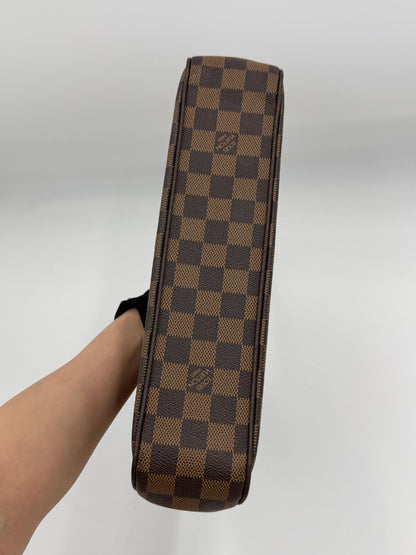 Louis Vuitton Aubagne Damier