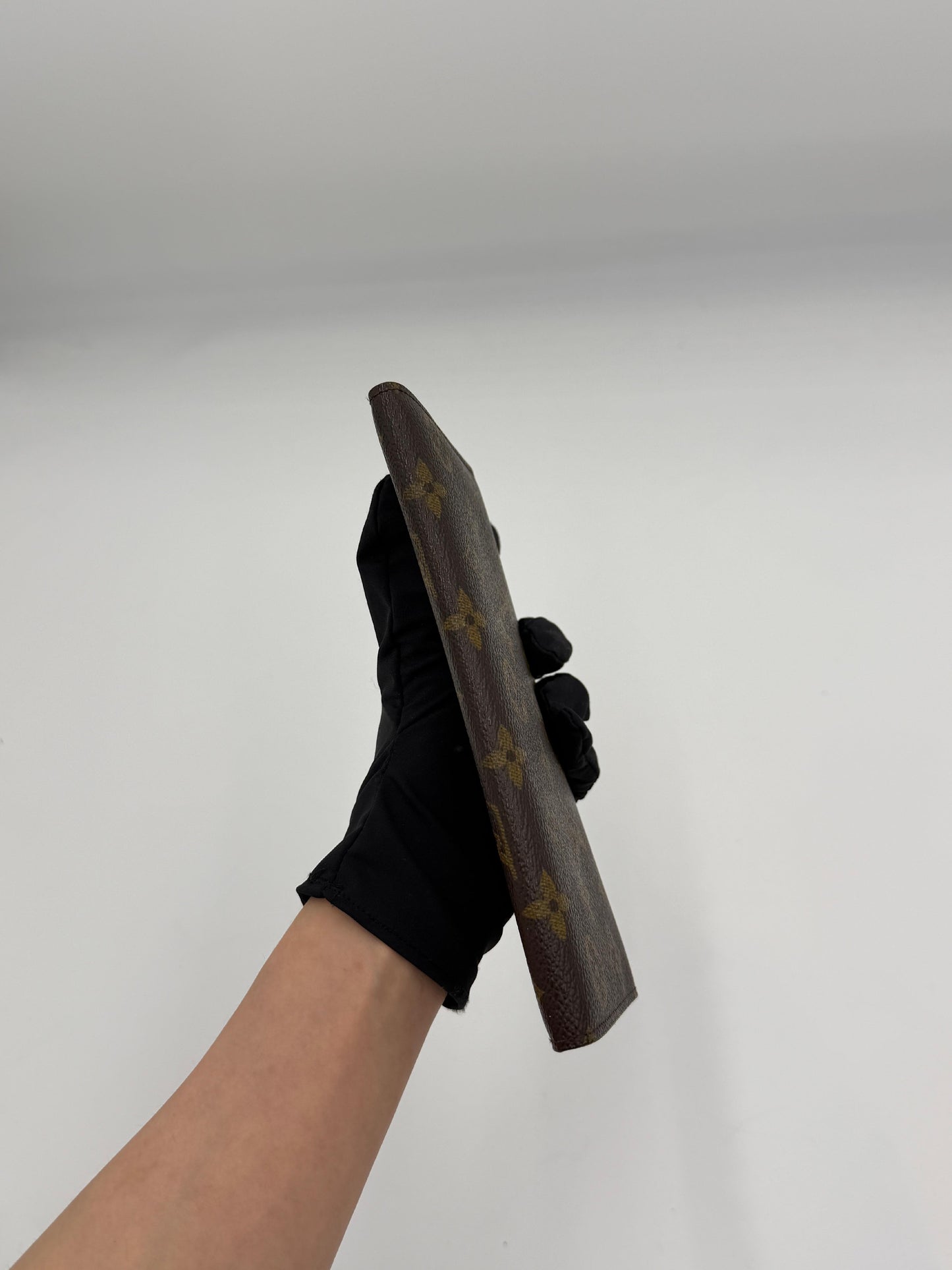 Louis Vuitton Monogram Sarah Wallet