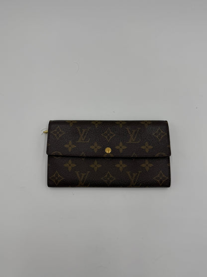 Louis Vuitton Monogram Sarah Wallet
