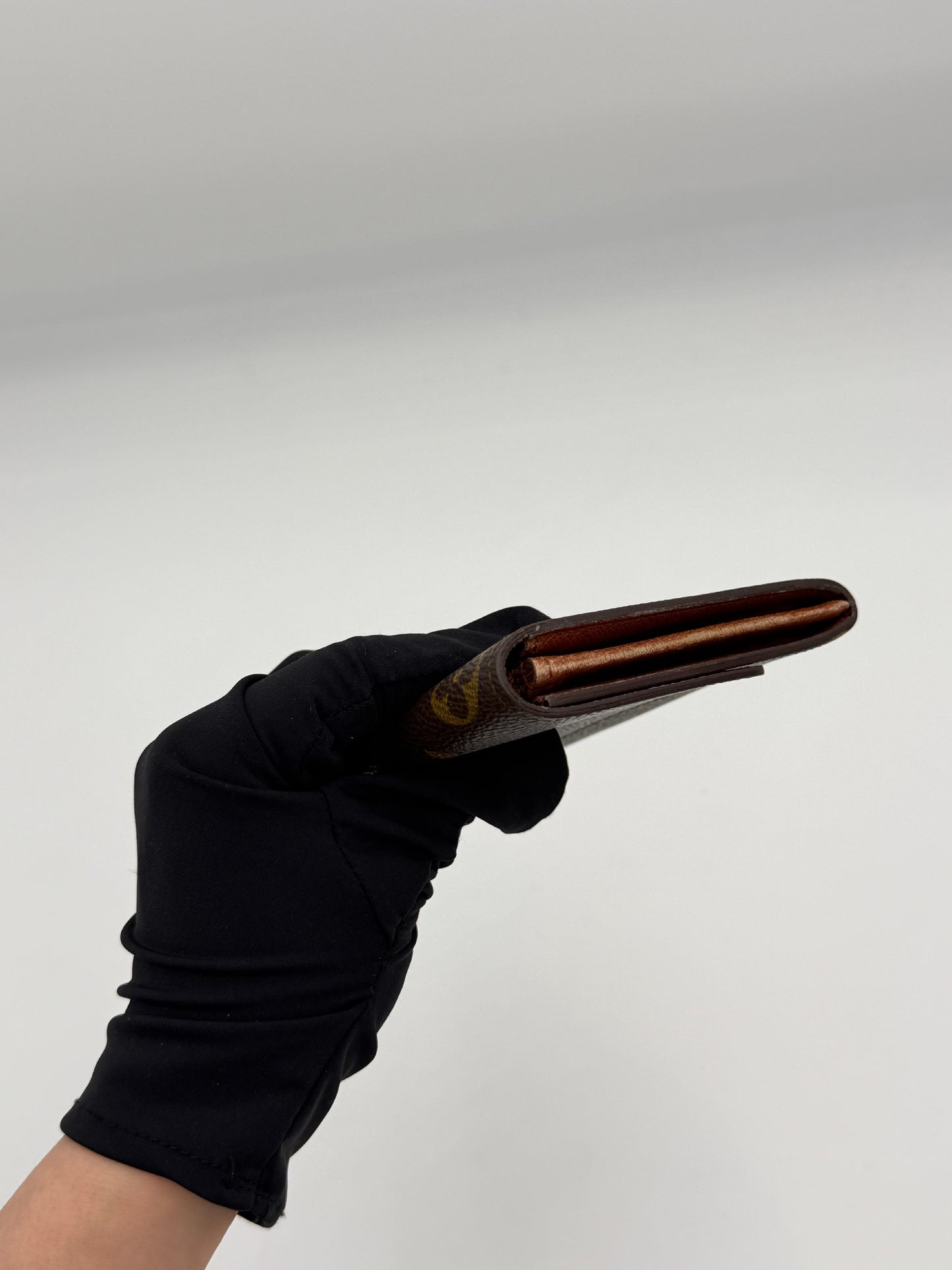 Louis Vuitton Monogram Sarah Wallet