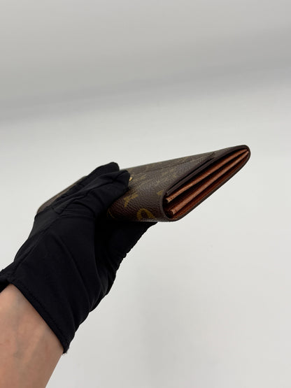 Louis Vuitton Monogram Sarah Wallet