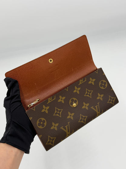 Louis Vuitton Monogram Sarah Wallet