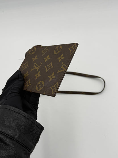 Louis Vuitton Pochette Secret