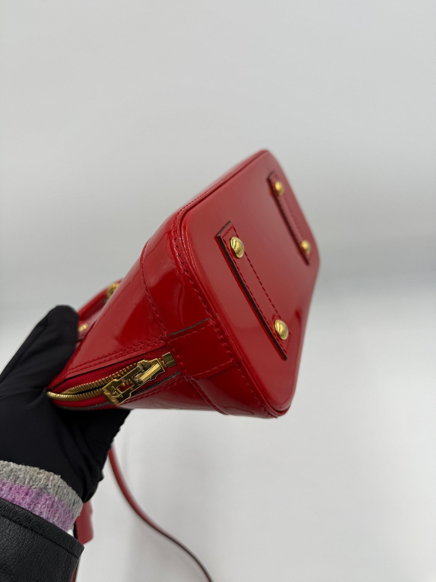 Louis Vuitton Alma BB Verni w/ Strap