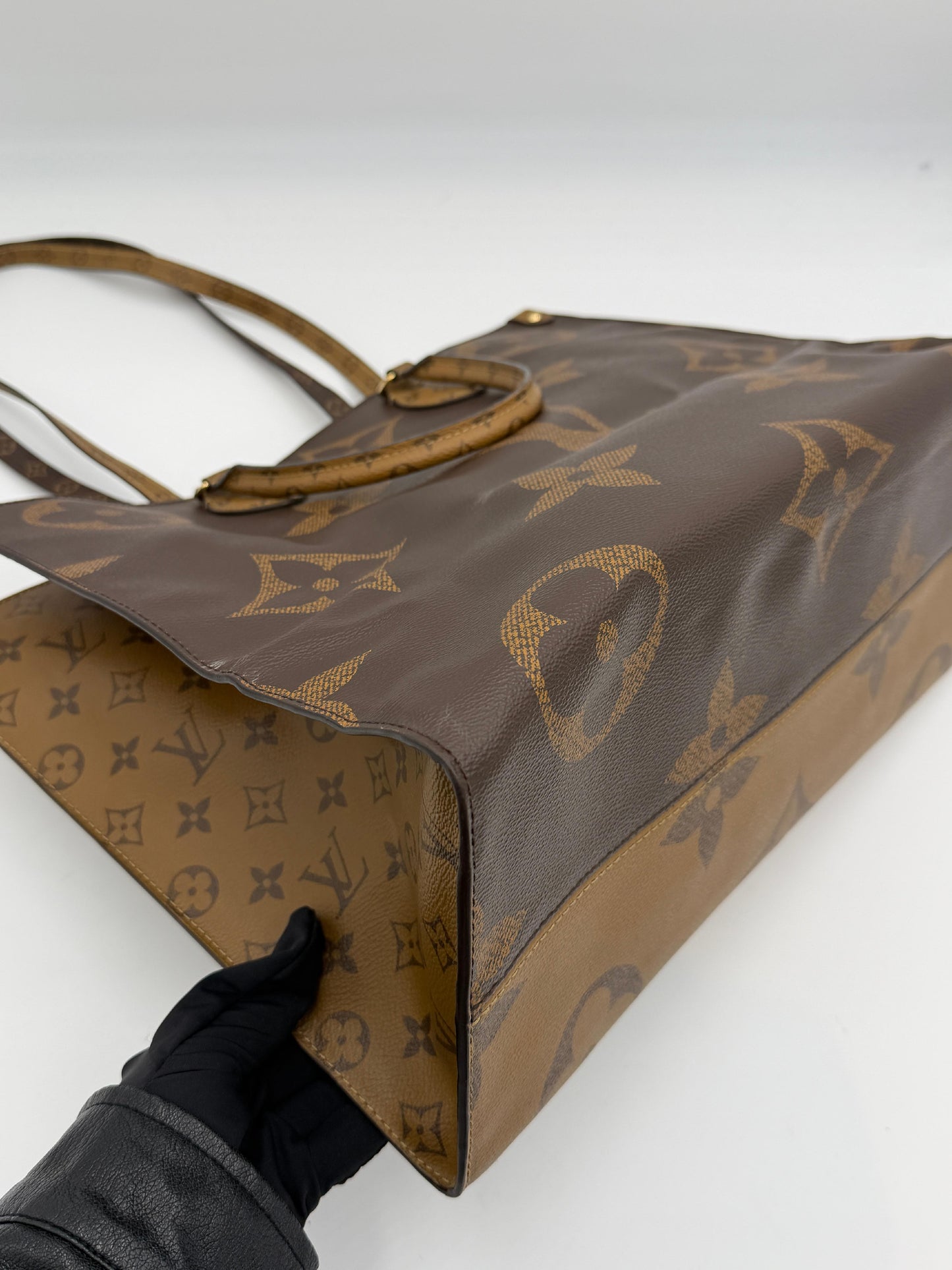 Louis Vuitton On The Go