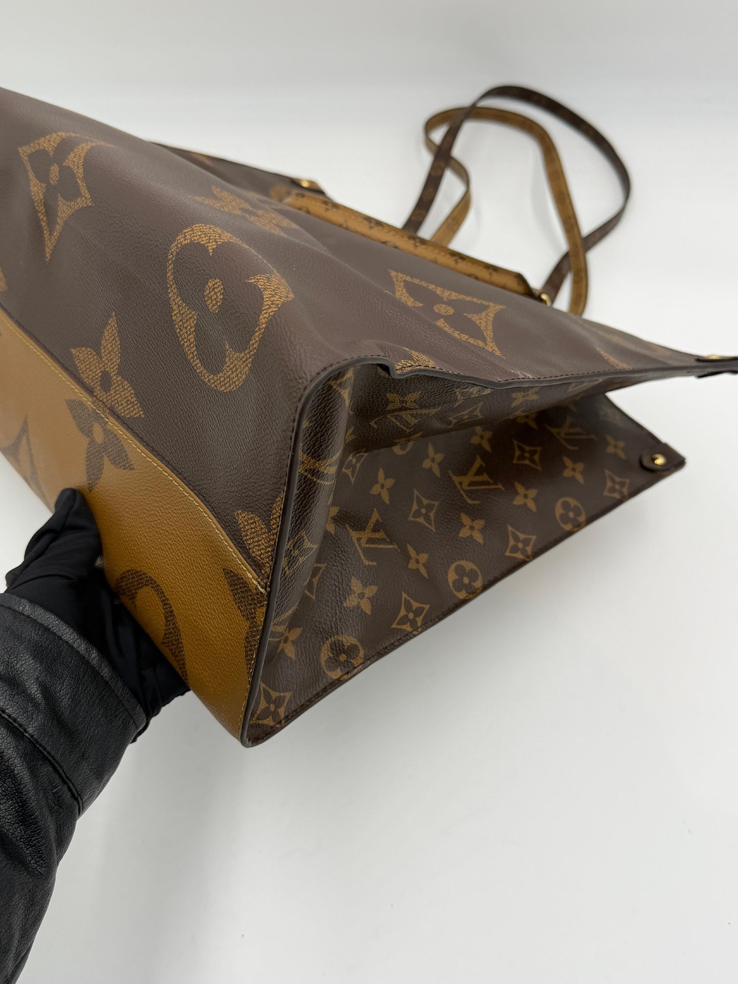 Louis Vuitton On The Go