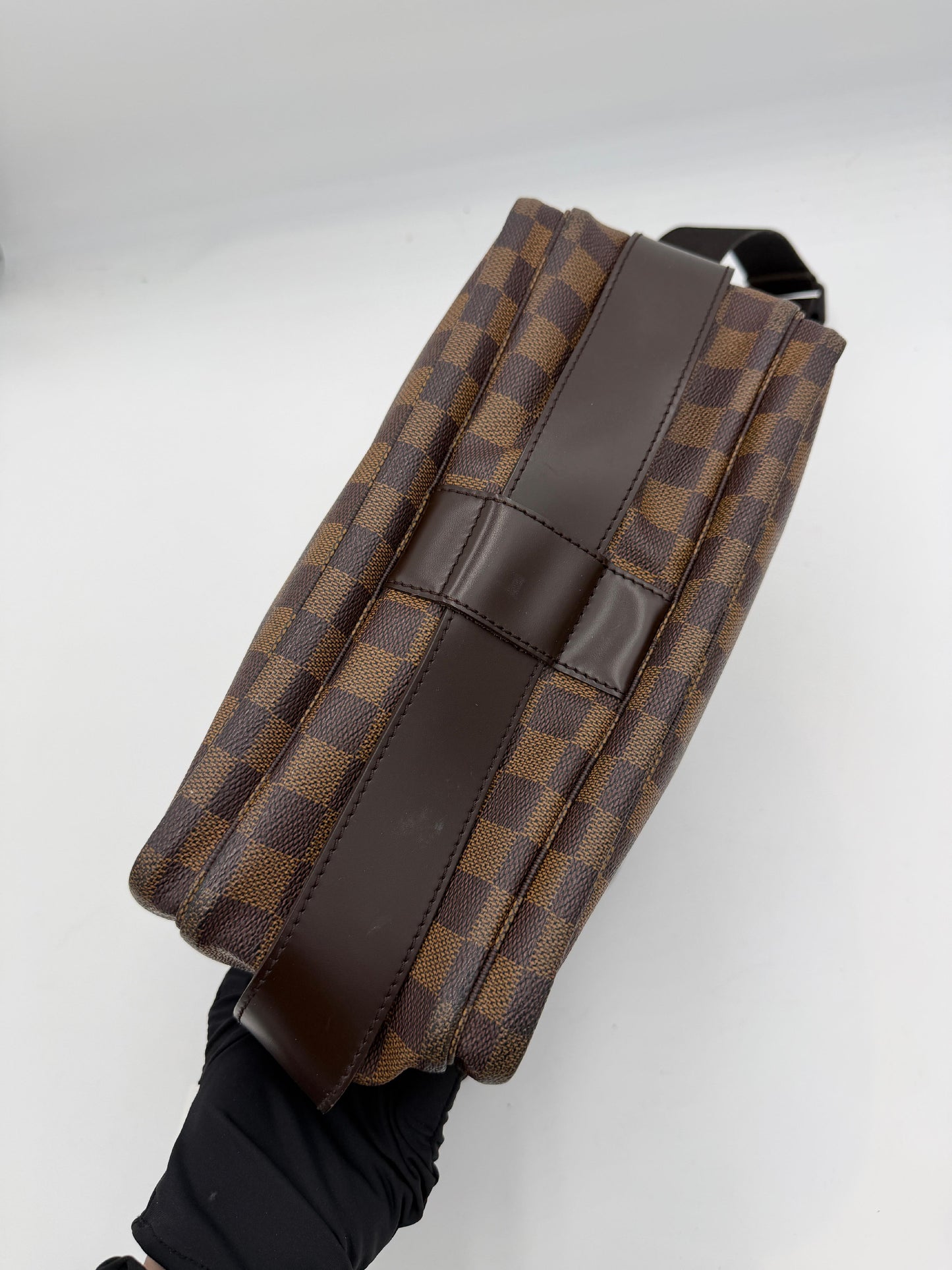 Louis Vuitton Naviglio Damier