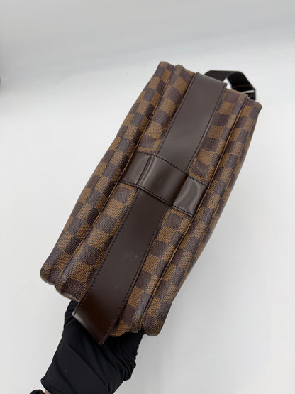 Louis Vuitton Naviglio Damier