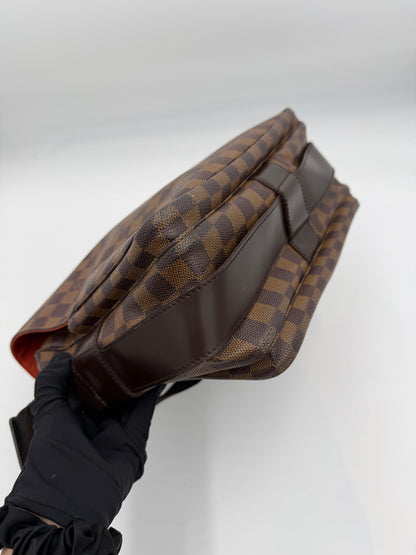 Louis Vuitton Naviglio Damier