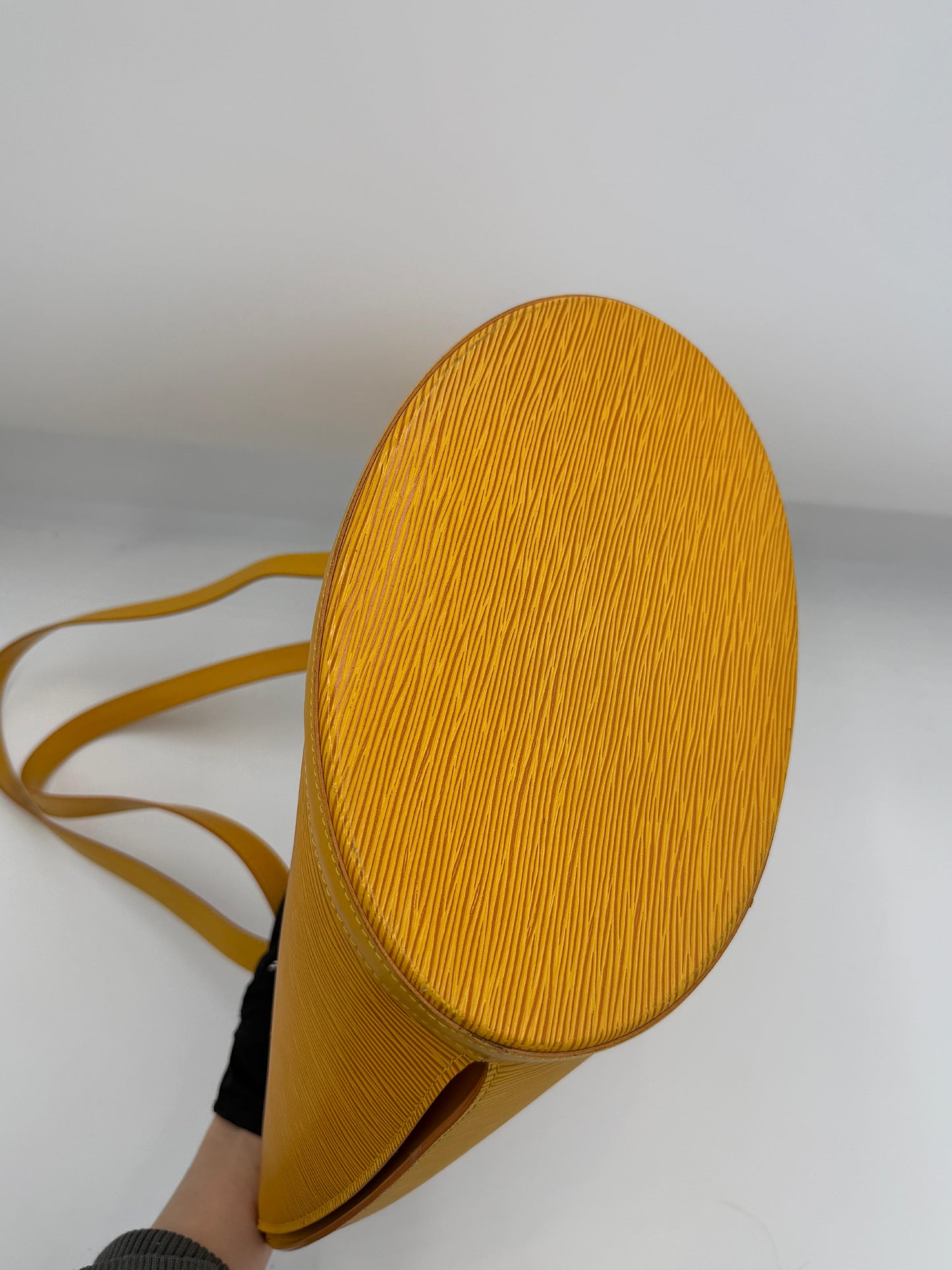 Louis Vuitton Saint Jacques Epi