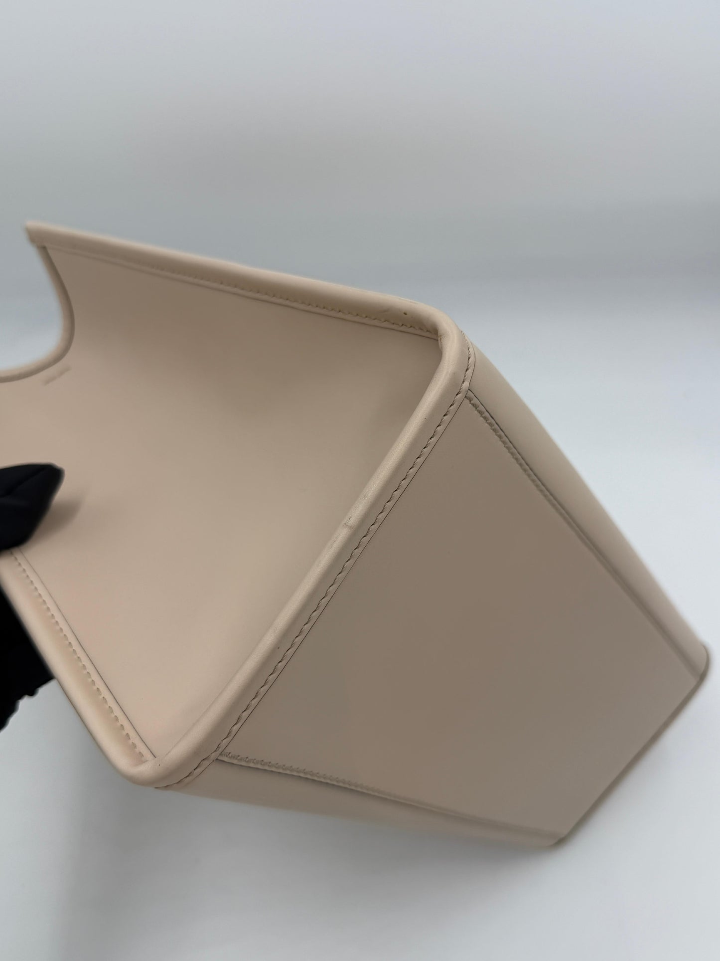 Fendi Sunshine Leather 2Way Tote